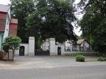 Nowa Wieś Zamek, pałac wg przewodnika "bez wartości zabytkowej", jednak aktualnie ładnie wyremontowany.