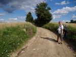W Górze złapaliśmy czarny szlak, którym wspięliśmy się na widokowe wzgórza...