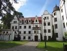 Potem poszlimy zobaczy XV-wieczny zamek rycerski Podewilsw.