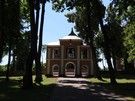 Sarnaki. Następnie rzut oka na drewniany kościół pw. św. Stanisława z 1816 roku.