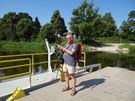 Zabuże. Do promu doszliśmy szybko i jako jedni z pierwszych, gdy tylko zebrała się nas większa gromadka, znaleźliśmy się po drugiej stronie.