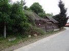 Tam czas się chyba zatrzymał, pełno drewnianych chat, gdzieniegdzie widać było strzechy.