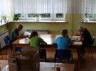Kisielany Żmichy. Na 18:00 zapowiedziano konkurs krajoznawczy, wzięło w nim udział kilka osób (także przedstawiciel "Czarnych Stóp").