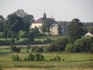 Kisielany Żmichy, widok na kościół w Niwiskach.