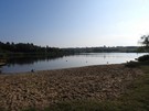 Gacki. Plaża na polu namiotowym Loch Ness.