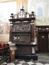 Święty Krzyż. Oprowadzani przez przewodniczkę zwiedziliśmy klasztor.