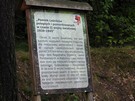 Dalej idąc wzdłuż DW751 zerknęliśmy na pomnik leśników zamordowanych podczas II w.ś.