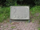 ... skwer z pomnikami Powstańców Styczniowych.