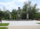 Skarżysko-Kamienna. Pomnik odsłonięty w 1933 roku na pamiątkę odzyskania dostępu do morza.