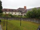 Kędzierzyn-Koźle. Podeszliśmy do znajdującego się opodal zamku, gdzie w dobrym stanie jest jedynie baszta będąca siedzibą muzeum.
