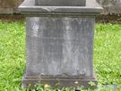 Koperniki. Spoczywa tu Aleksander Andriejewicz Kołzakow, porucznik morskiej gwardii, który zmarł 21 maja 1813 r. od ran odniesionych w bitwie z wojskami napoleońskimi pod Budziszynem na Łużycach.
