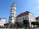 Paczków. W rynku znaleźliśmy cukiernię z lodami.