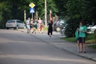 Lipsk. Premiera mobilnej gry terenowej „Pisankowym szlakiem” wracając z obiadu mijaliśmy miejscowych i rajdowiczów biegających z mapami i smartfonami.