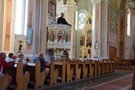 Janów. Młody ksiądz opowiedział historię świątyni pw. św. Jerzego.