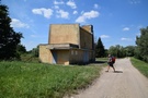 Szutrówka doprowadziła nas do wału nad Wartą.