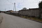 Mostki. Znajdujący się obok, na prywatnej posesji, schron MG stand 670.
