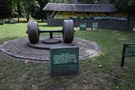 Witnica. Potem przeszlimy przez "Park Drogowskazw i Supw Milowych Cywilizacji".