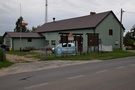 Stara Rudnica. Skorzystalimy ze znajdujcych si przed knajp awek i zrobilimy przerw.