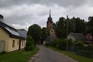 Lubiechów Górny. Obejrzeliśmy zbudowany z ciosów kamiennych kościół pw. św. Józefa Robotnika z II połowy XIII w.