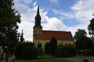 Węgorzyno. Podeszliśmy do XV-wiecznego, wielokrotnie przebudowywanego kościoła Wniebowzięcia NMP.